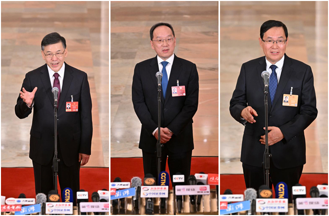 十四届全国人大四次会议首场“部长通道”集中采访活动举行