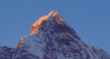 见者好运!四姑娘山日照金山